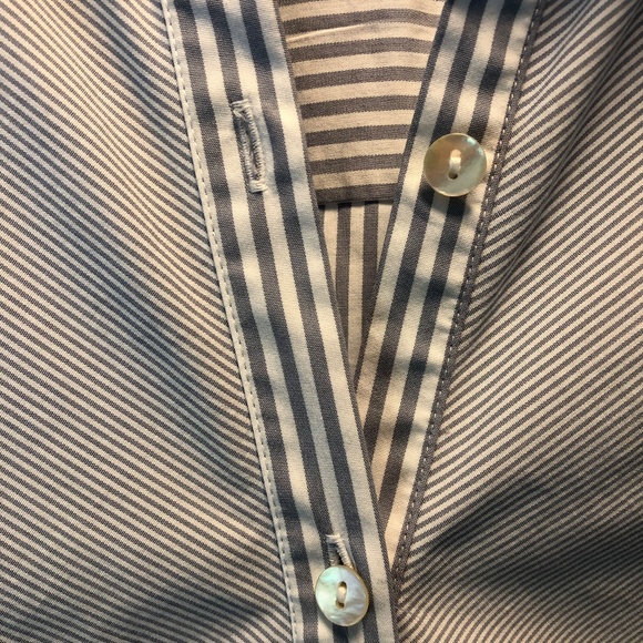 SOLD! J.Jill button down blouse. Classic wardrobe staple. - Picture 4 of 10